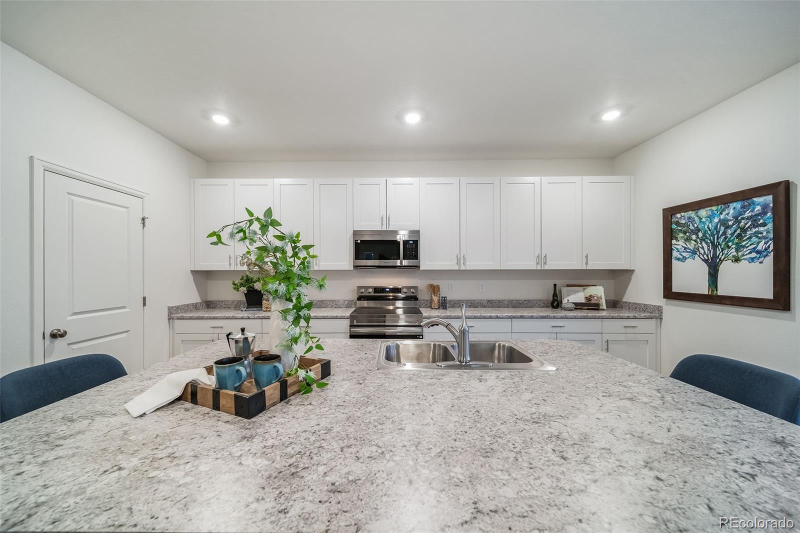 4715 Hauler Ln, Commerce City, CO 80022 photo