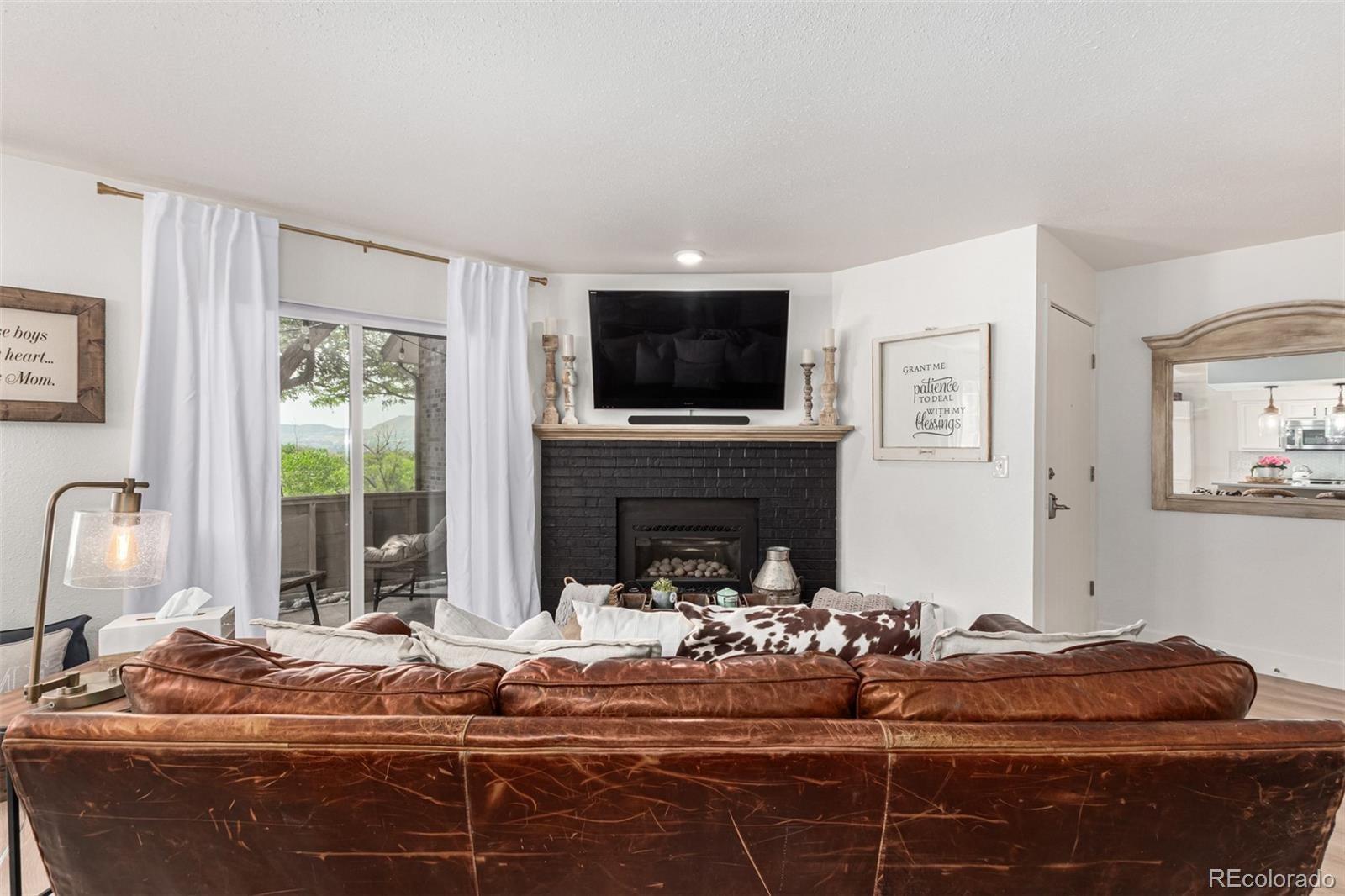 749 Canyon Dr, Castle Rock, CO 80104 photo