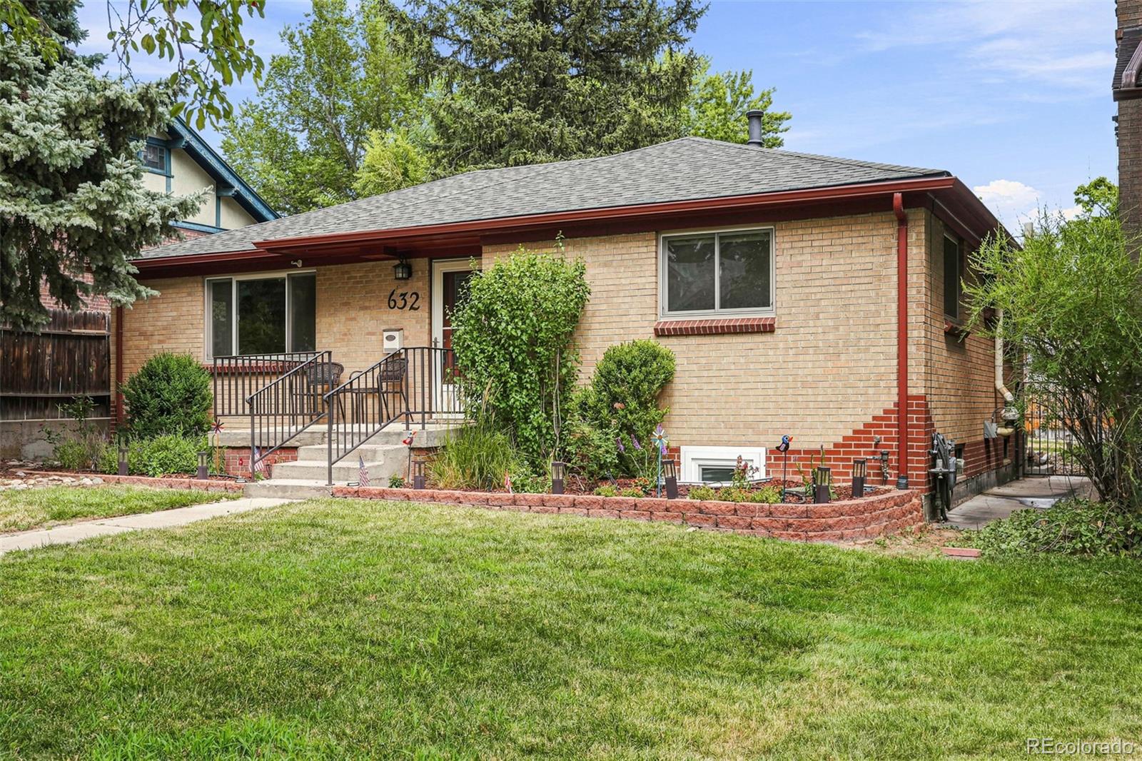 632 Ogden St, Denver, CO 80218 photo