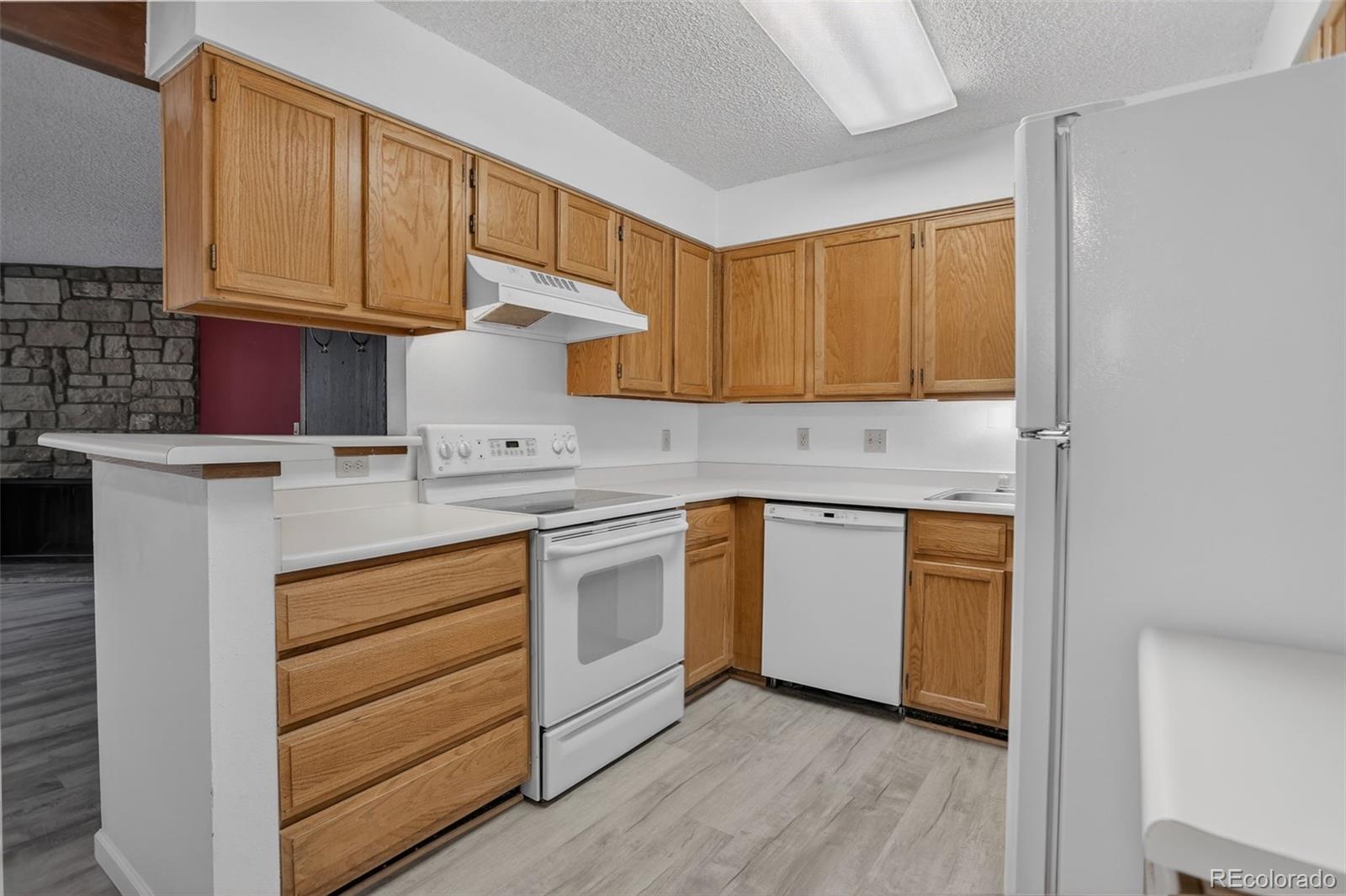 429 Wright St #212, Lakewood, CO 80228 photo