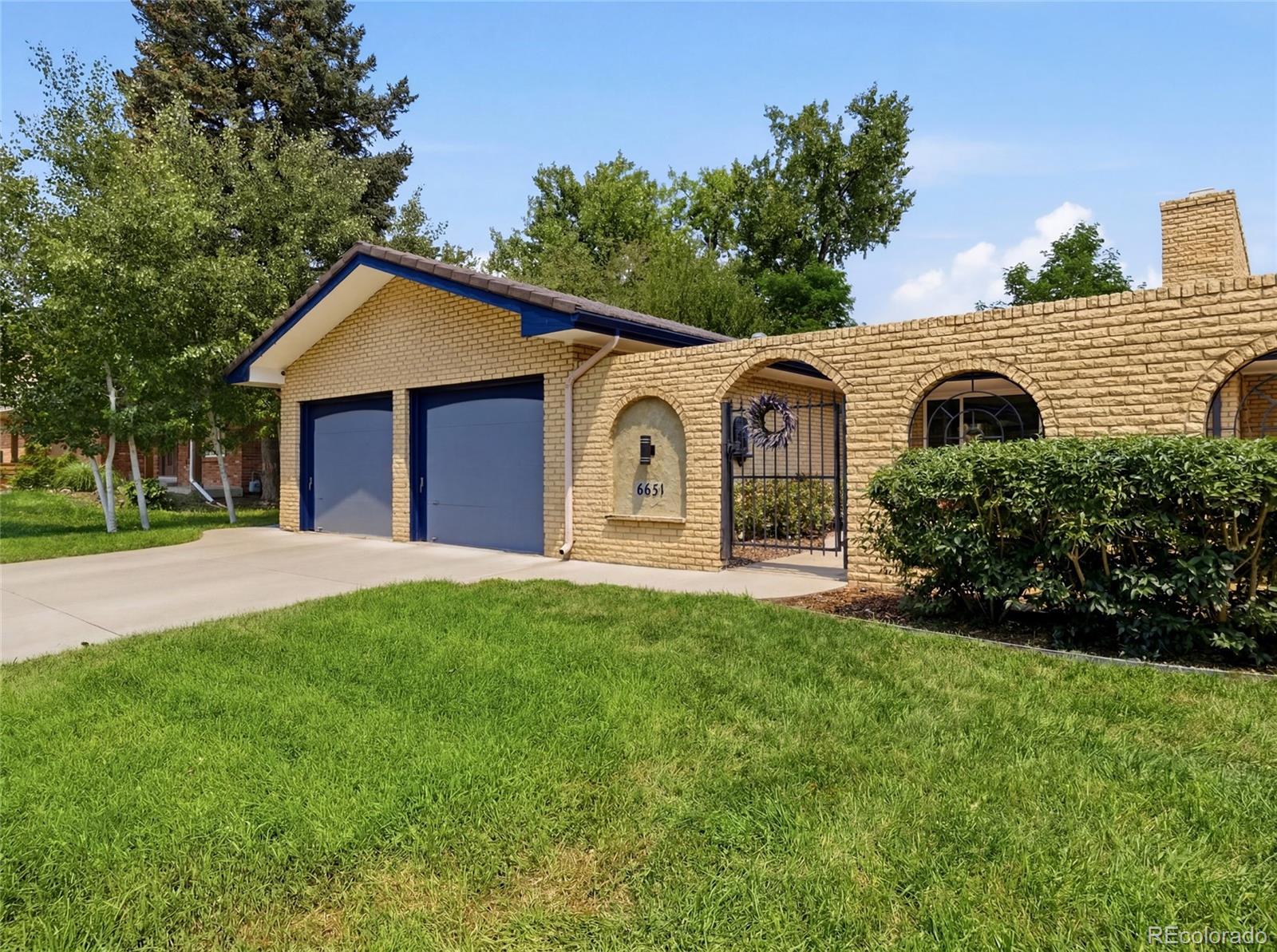 6651 Ithaca Pl, Denver, CO 80237