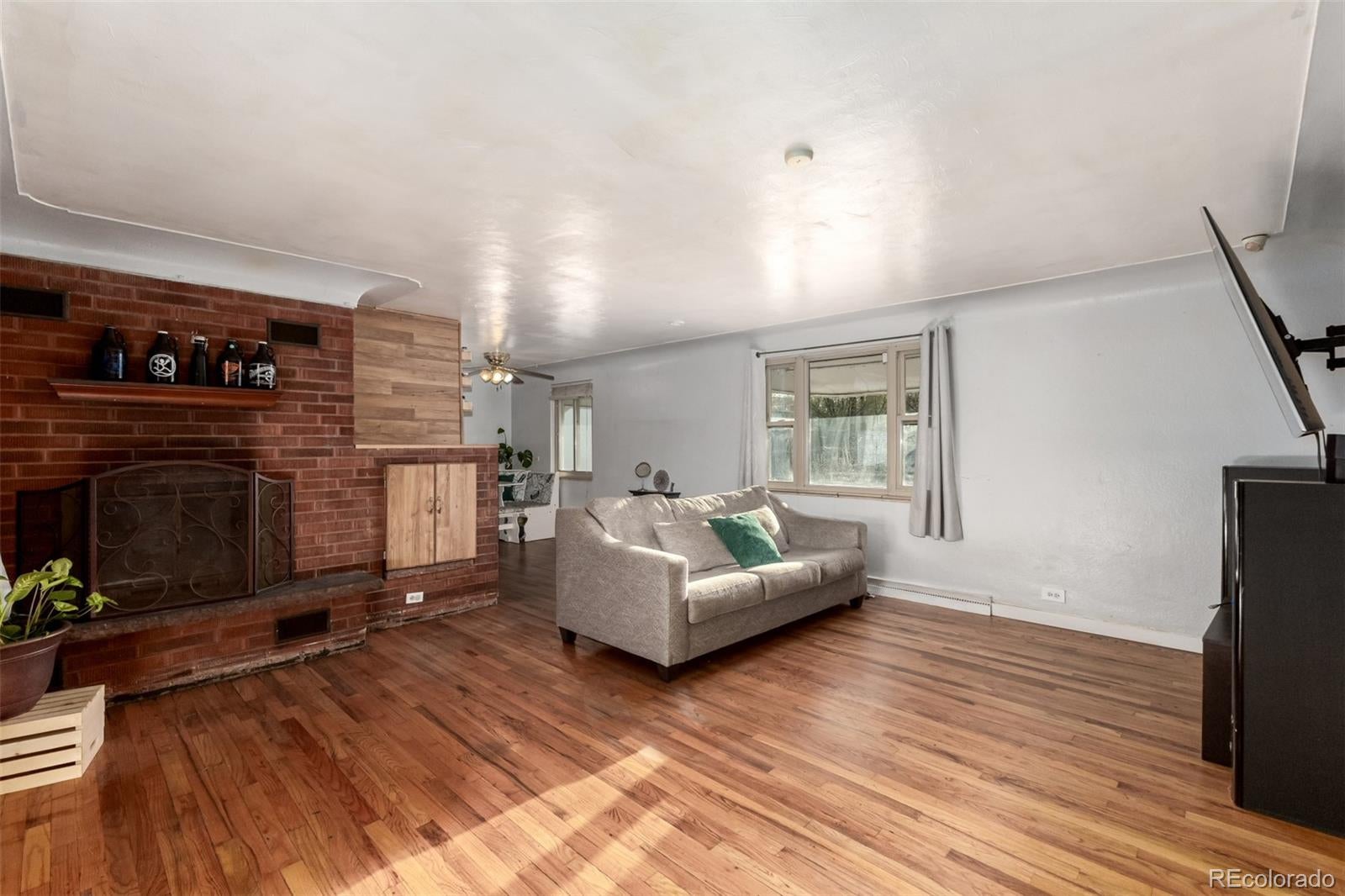 5637 Wyandot St, Denver, CO 80221 photo