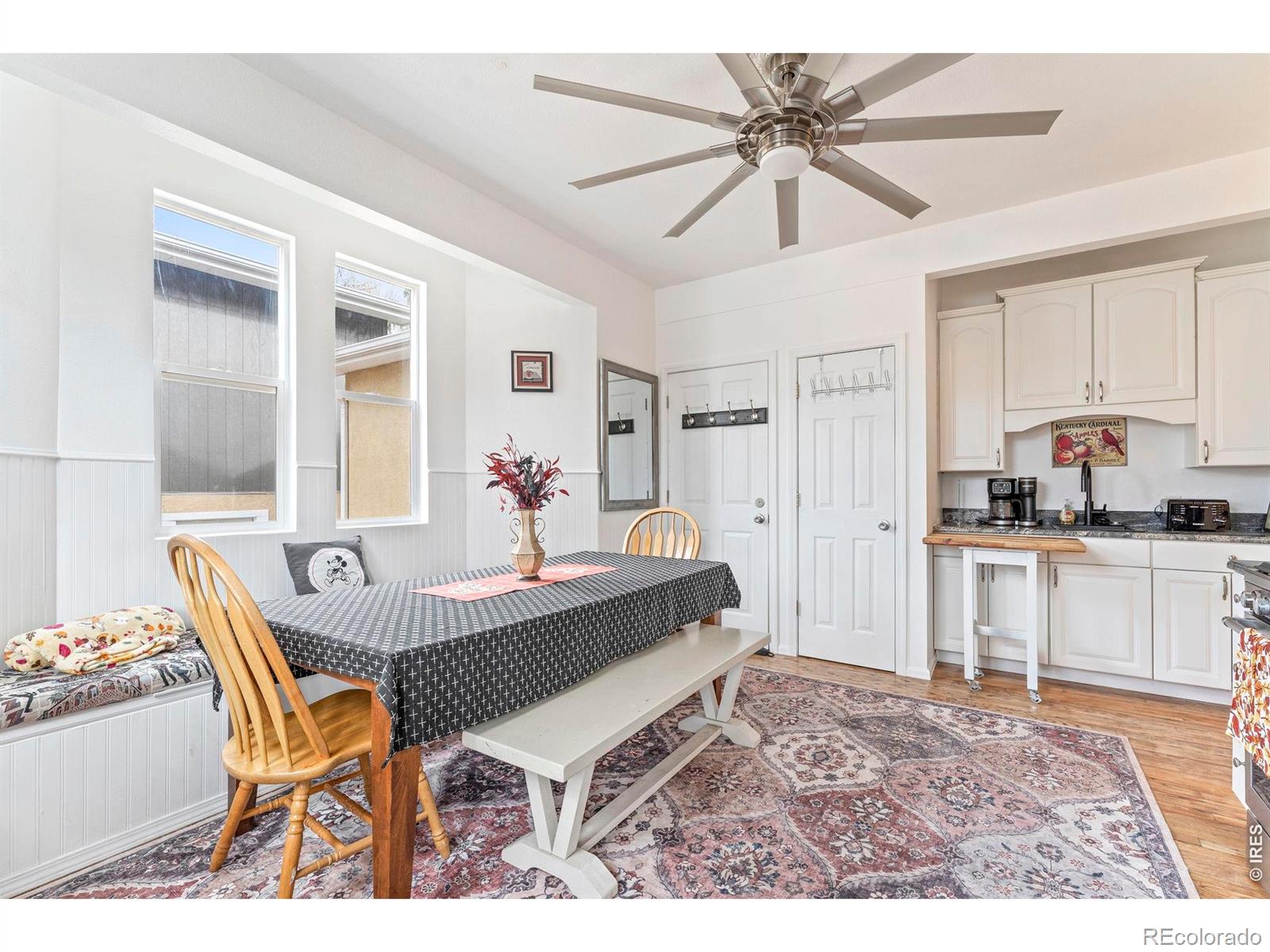 321 Graceland Grv, Colorado Springs, CO 80904 photo