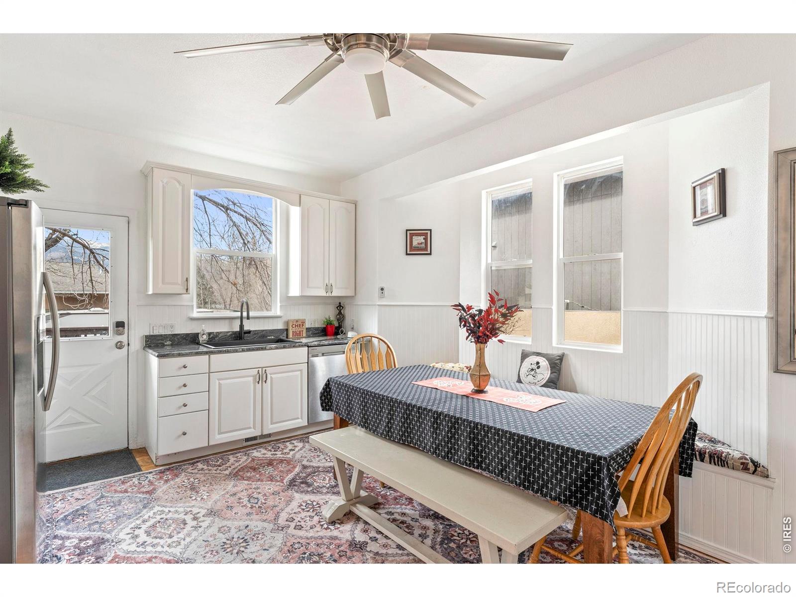 321 Graceland Grv, Colorado Springs, CO 80904 photo