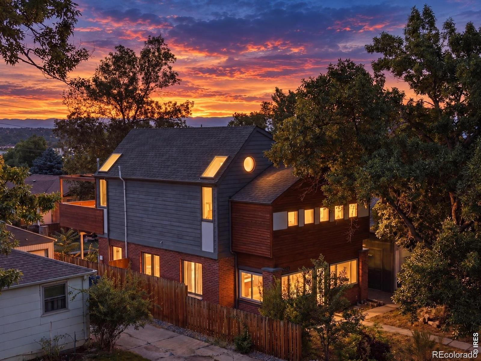 5325 S Crocker St, Littleton, CO 80120 photo