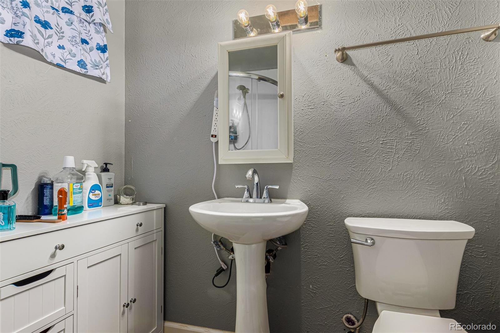 342 Mount View Ln, Fountain, CO 80817 photo