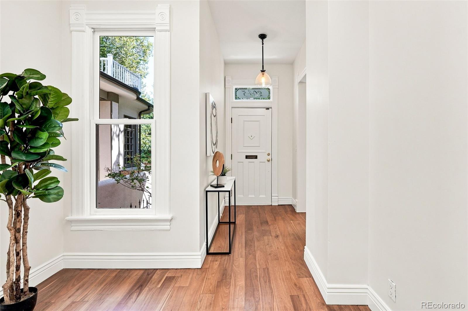 2045 N Emerson St, Denver, CO 80205 photo