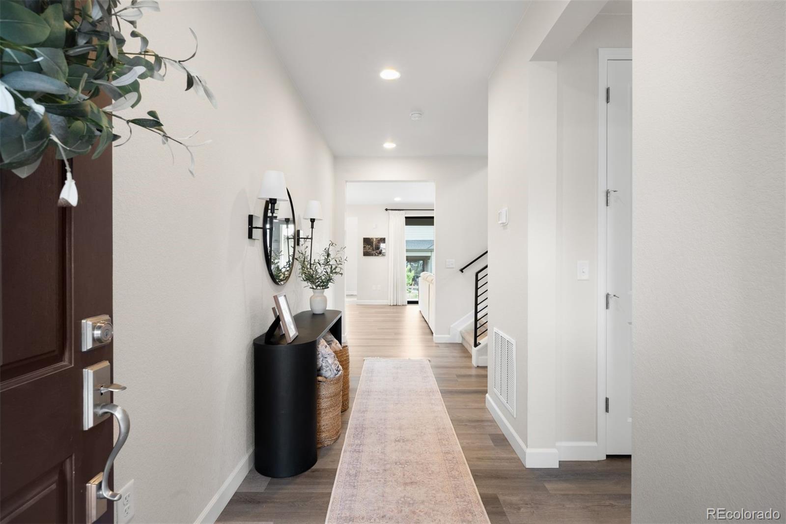 8927 Swan River St, Littleton, CO 80125 photo
