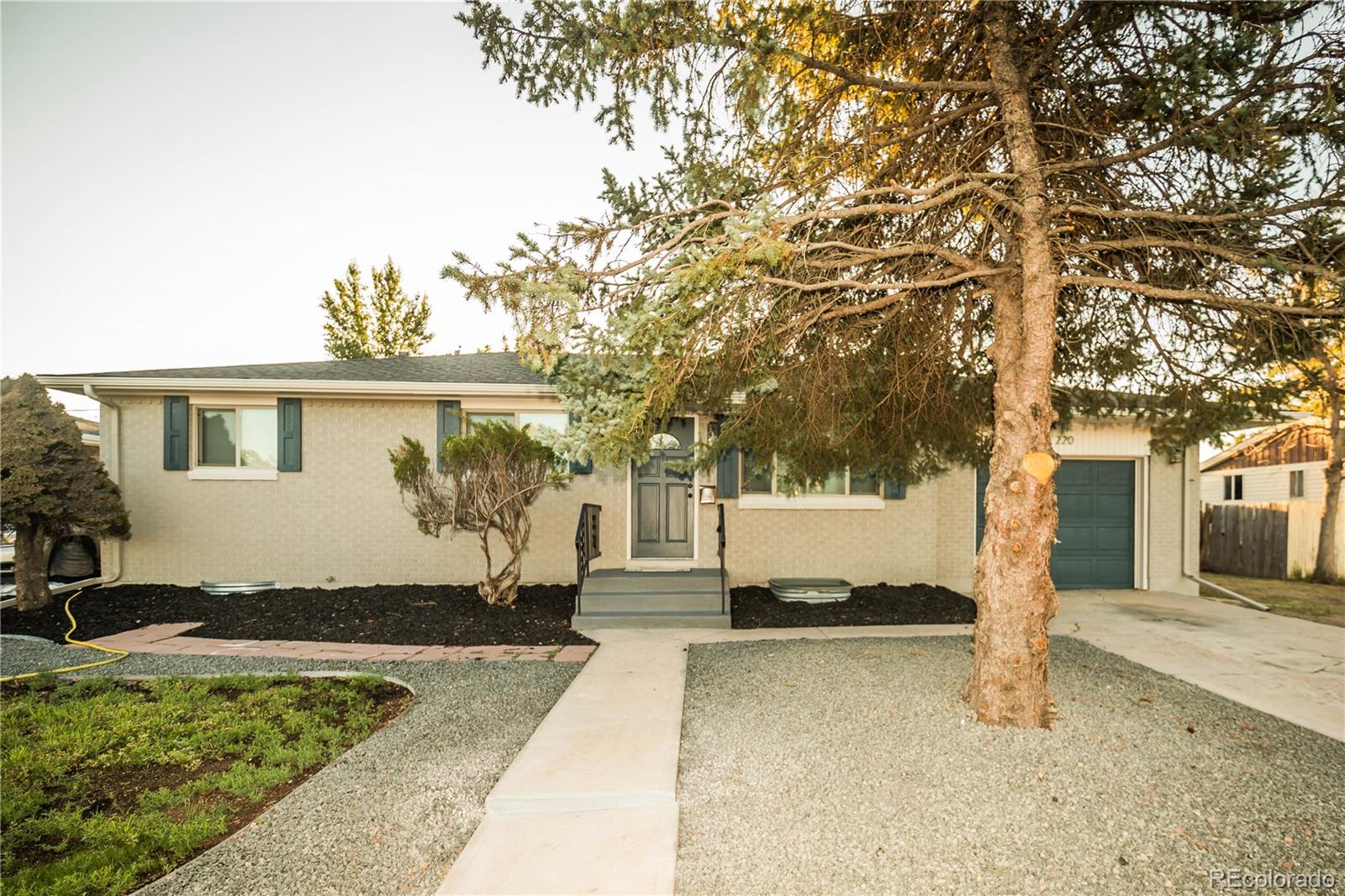 220 11 Ave, Brighton, CO 80601
