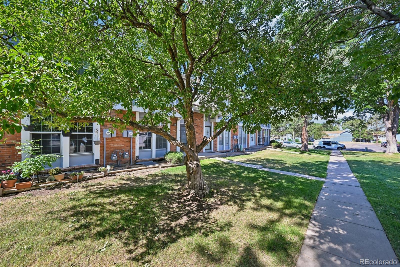 178 Paris Cir, Aurora, CO 80011 photo