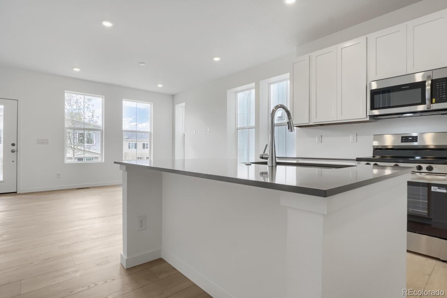 15563 Gilpin Ave, Parker, CO 80134 photo