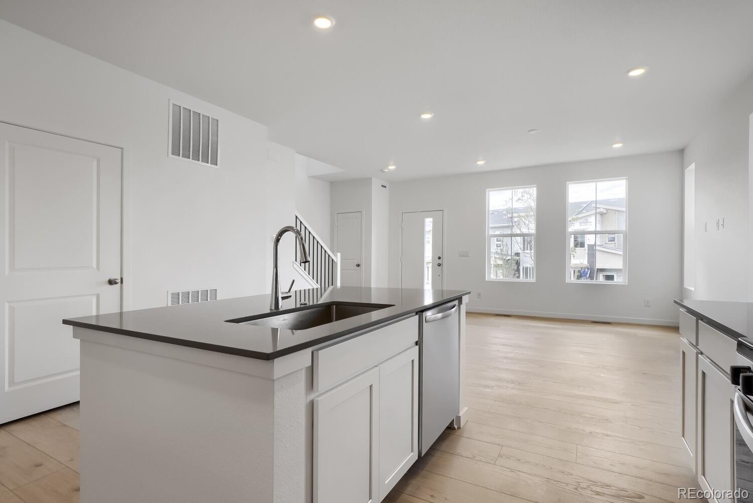 15563 Gilpin Ave, Parker, CO 80134 photo