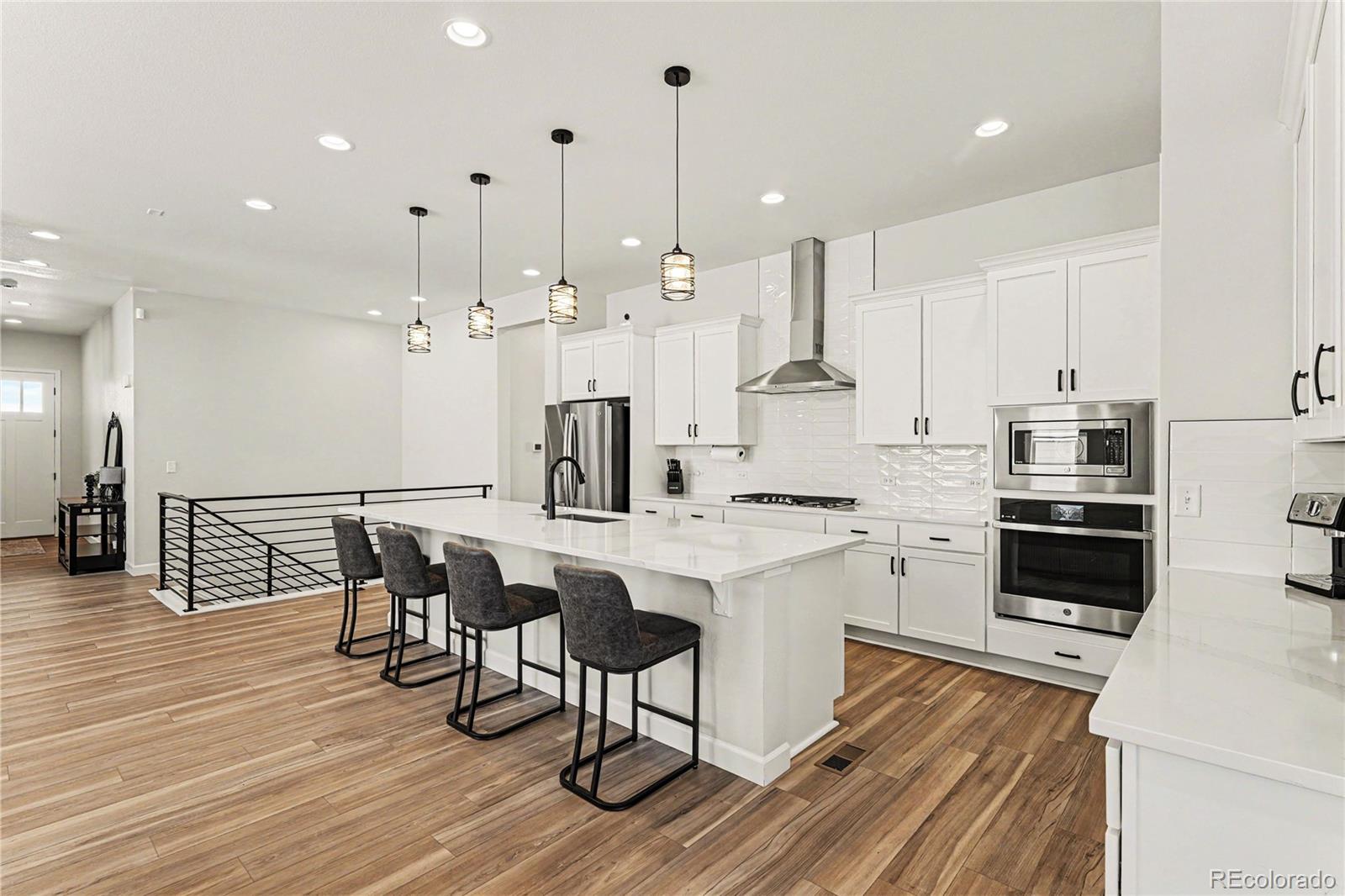 4044 Haleyville Ct, Aurora, CO 80019 photo