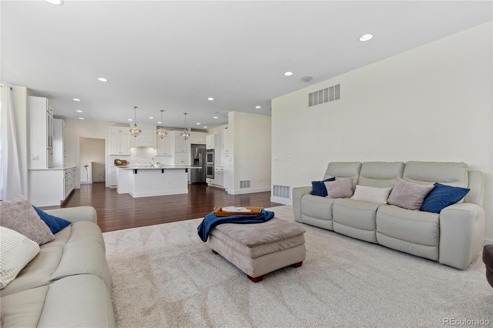 2490 Sagebrush St, Parker, CO 80138 photo