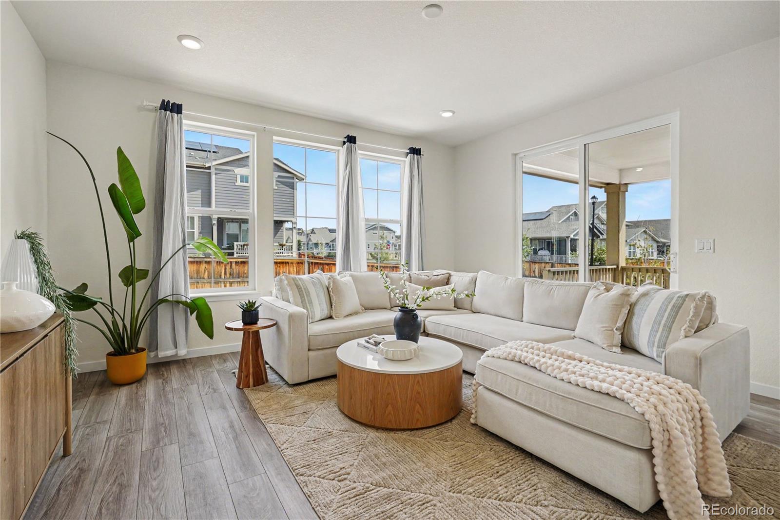 705 176 Ave, Broomfield, CO 80023 photo