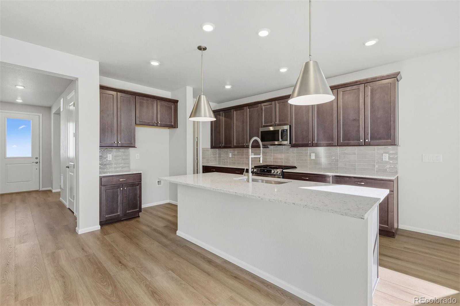 15277 Poplar St, Thornton, CO 80602 photo