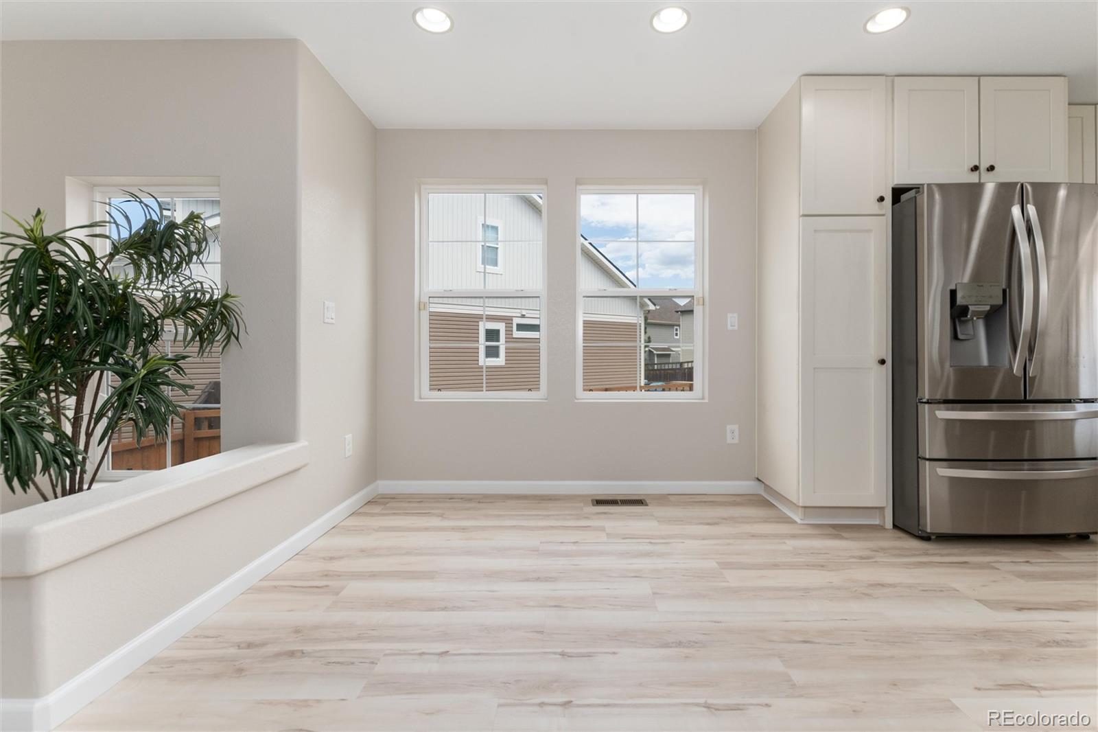 4068 Silver Swan Pl, Castle Rock, CO 80109 photo