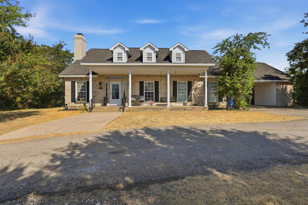 2116 Woodard Ave, Cleburne, TX 76033 photo