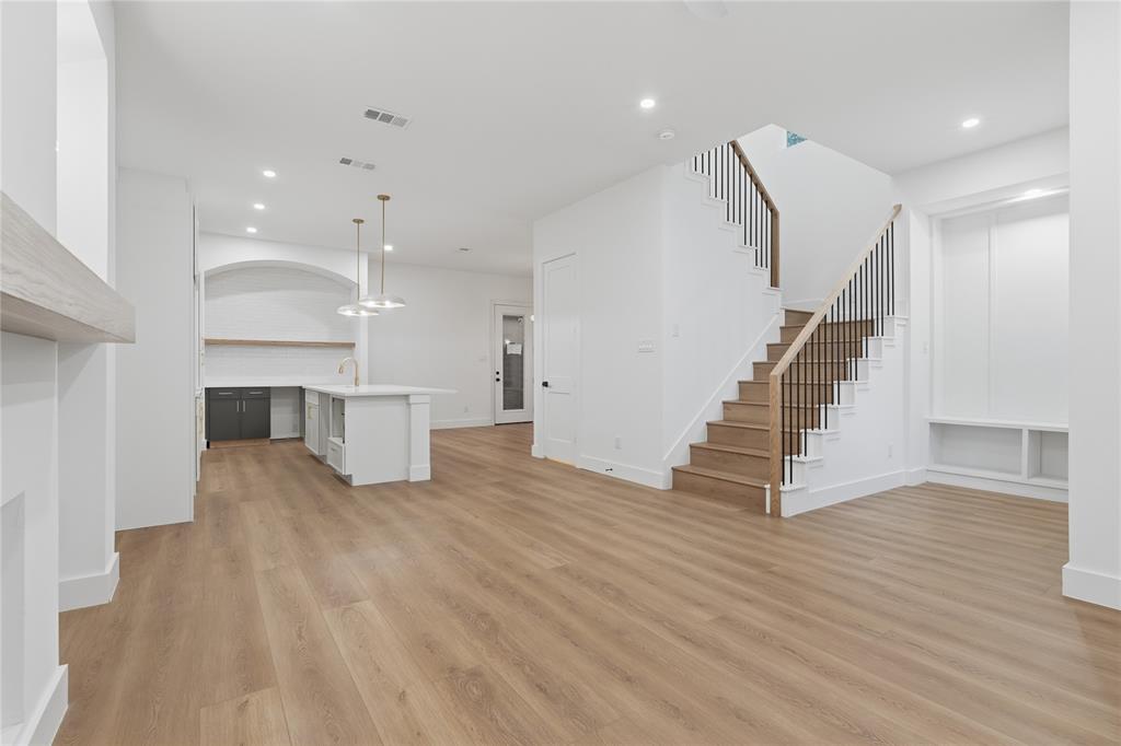 2906 Swanson St, Dallas, TX 75210 photo