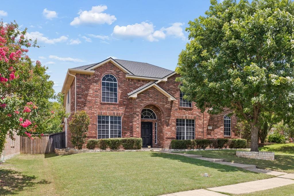 213 Chaparral Dr, Sunnyvale, TX 75182
