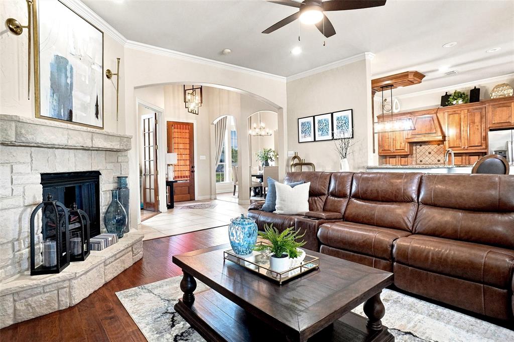 1810 Indian Rdg, Oak Leaf, TX 75154 photo