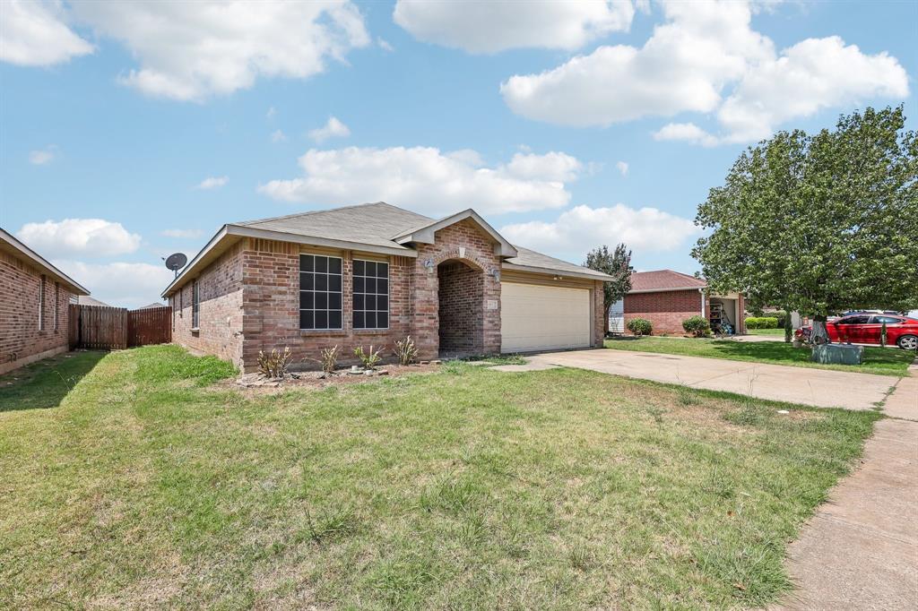 8832 Elk Creek Ln, Fort Worth, TX 76123 photo