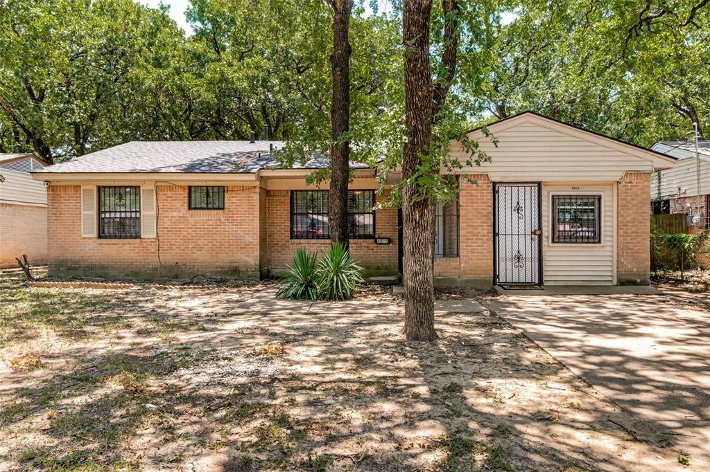 6810 Marla Dr, Dallas, TX 75217 photo