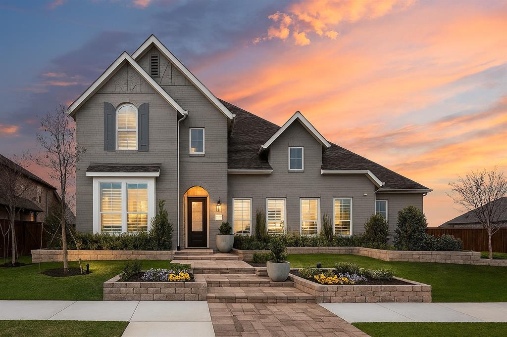 2001 Calumet Dr, Aubrey, TX 76227