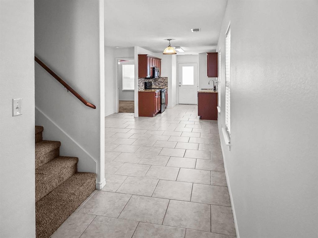 821 823 E College Ave, Princeton, TX 75407 photo