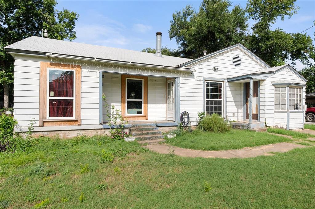 205 Fannin St, Hutchins, TX 75141