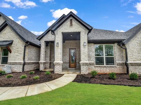 Single Family Residence in Azle TX 1040 Arbor Vista Drive.jpg