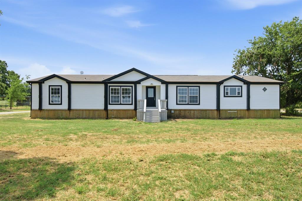 1040 Earp Rd, Springtown, TX 76082