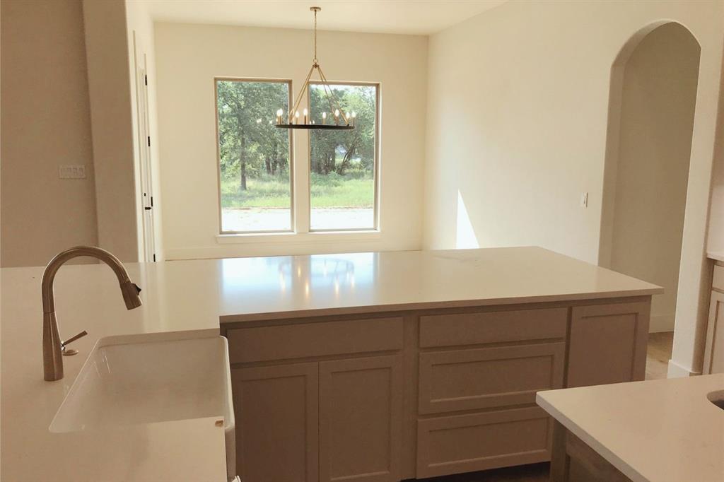 1009 Oaks Ct, Weatherford, TX 76087 photo