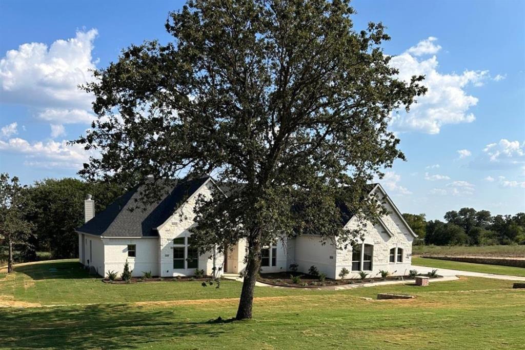 1009 Oaks Ct, Weatherford, TX 76087 photo