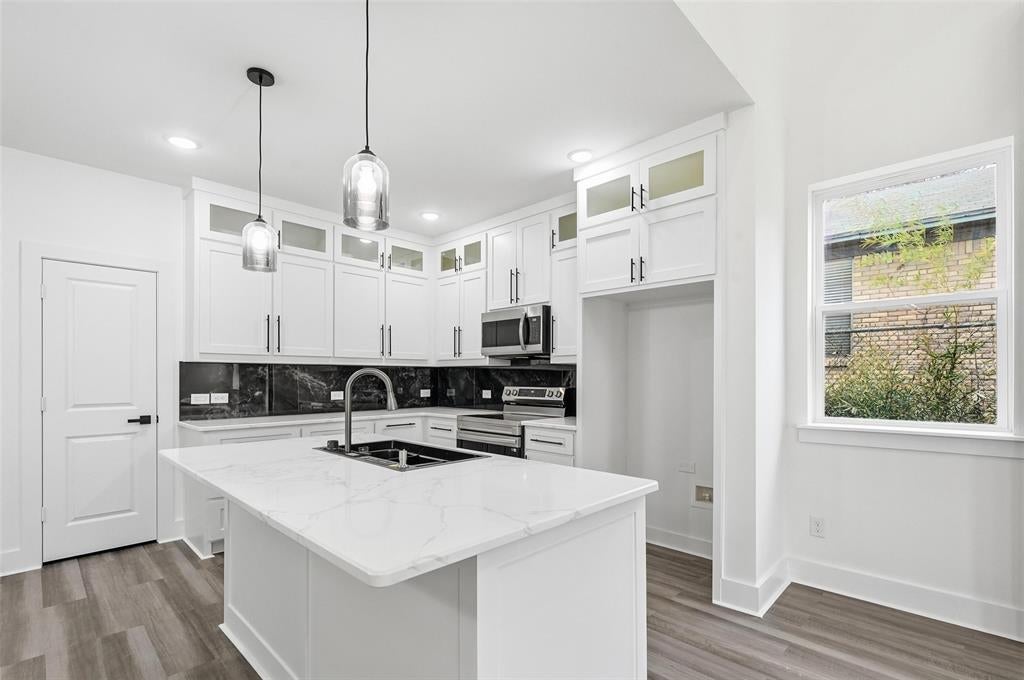4448 Marcell Ave, Dallas, TX 75211