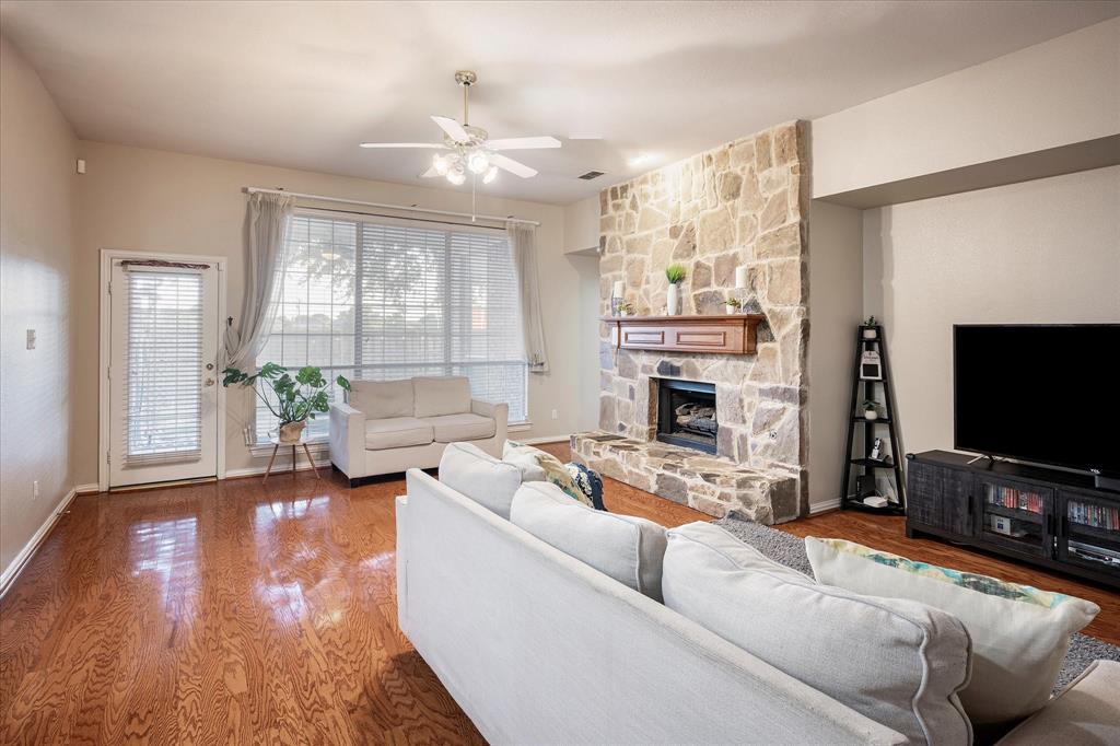 7906 Munich Dr, Rowlett, TX 75089 photo
