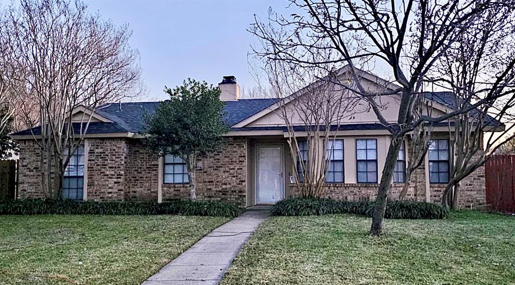 509 Chestnut Dr, Grand Prairie, TX 75052