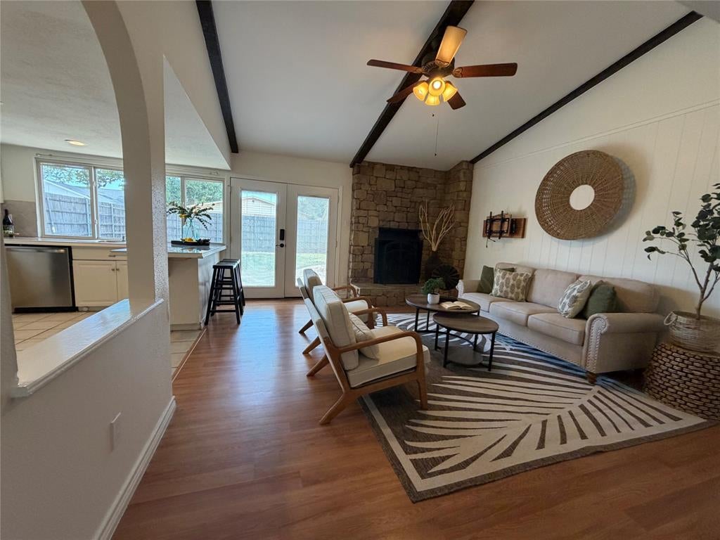 1332 Cherry Hill Ln, Lewisville, TX 75067