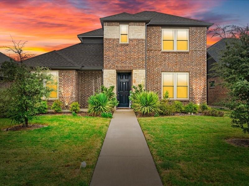 44 River Oaks Blvd, Waxahachie, TX 75165