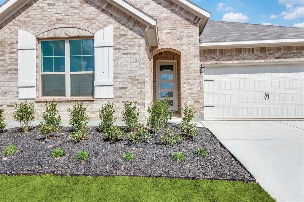 533 Hillcrest Cir, Justin, TX 76247 photo