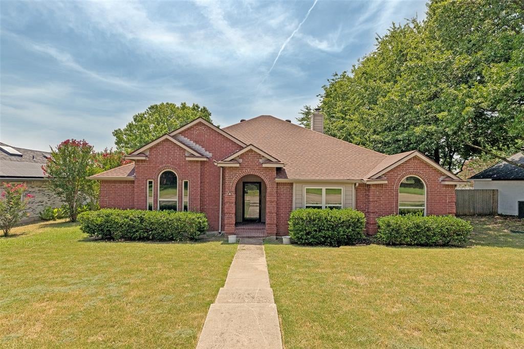 2407 Rockhill Rd, Mckinney, TX 75072
