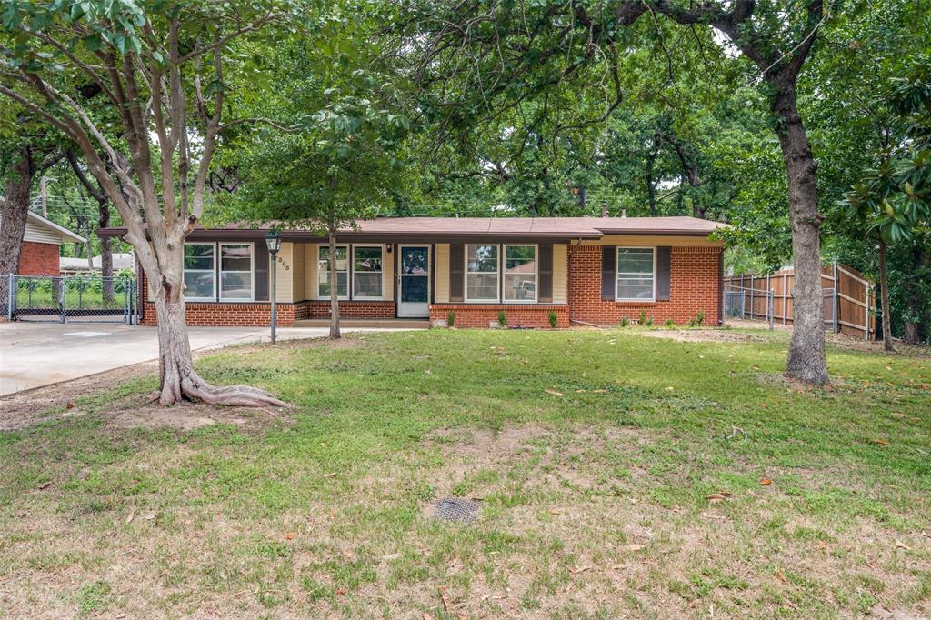 1305 Lavender Ln, Arlington, TX 76013