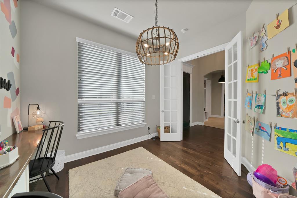 1000 Merion Dr, Fort Worth, TX 76028 photo