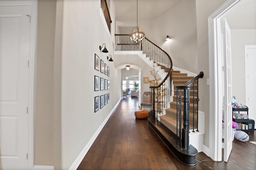 1000 Merion Dr, Fort Worth, TX 76028 photo