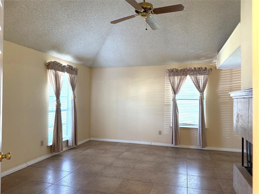 653 Thompson Dr, Coppell, TX 75019 photo