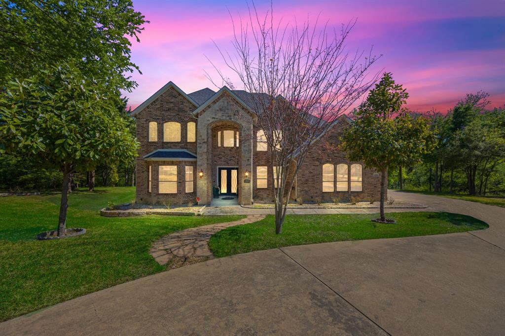 1559 Cypress Bend Dr, Cedar Hill, TX 75104