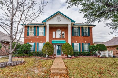 Single Family Residence in Garland TX 4210 Stonecastle Drive.jpg