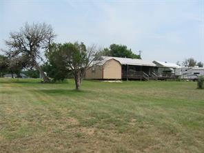Single Family Residence in Bandera TX 4167 State Highway 173 10.jpg