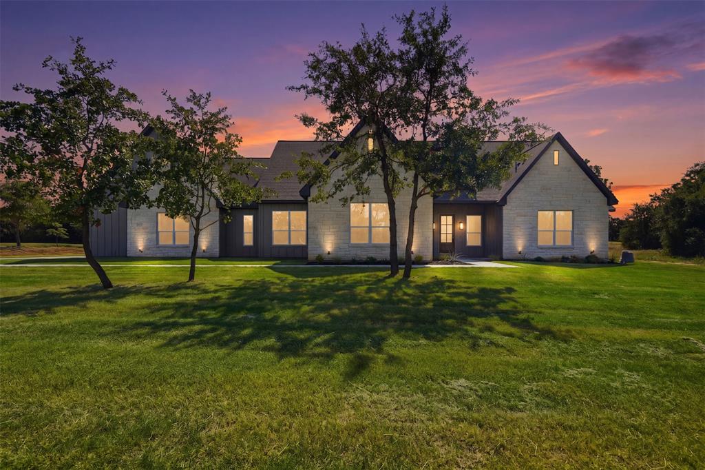 104 Springhill Ct, Springtown, TX 76082 photo