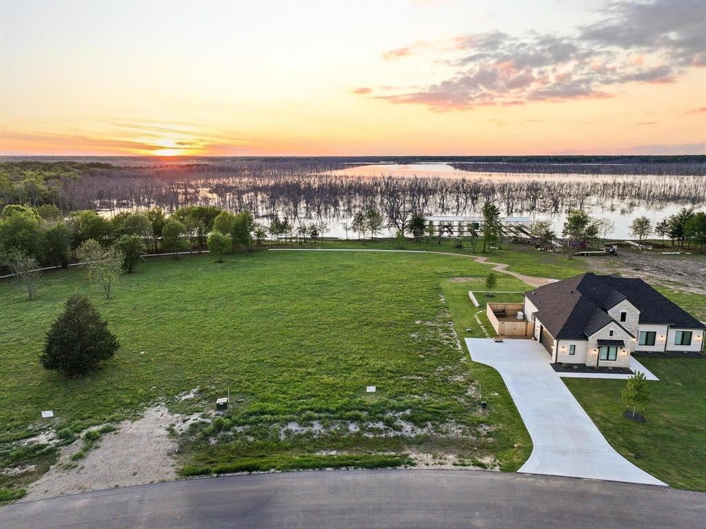 345 Shoreline Dr, Dodd City, TX 75438 photo